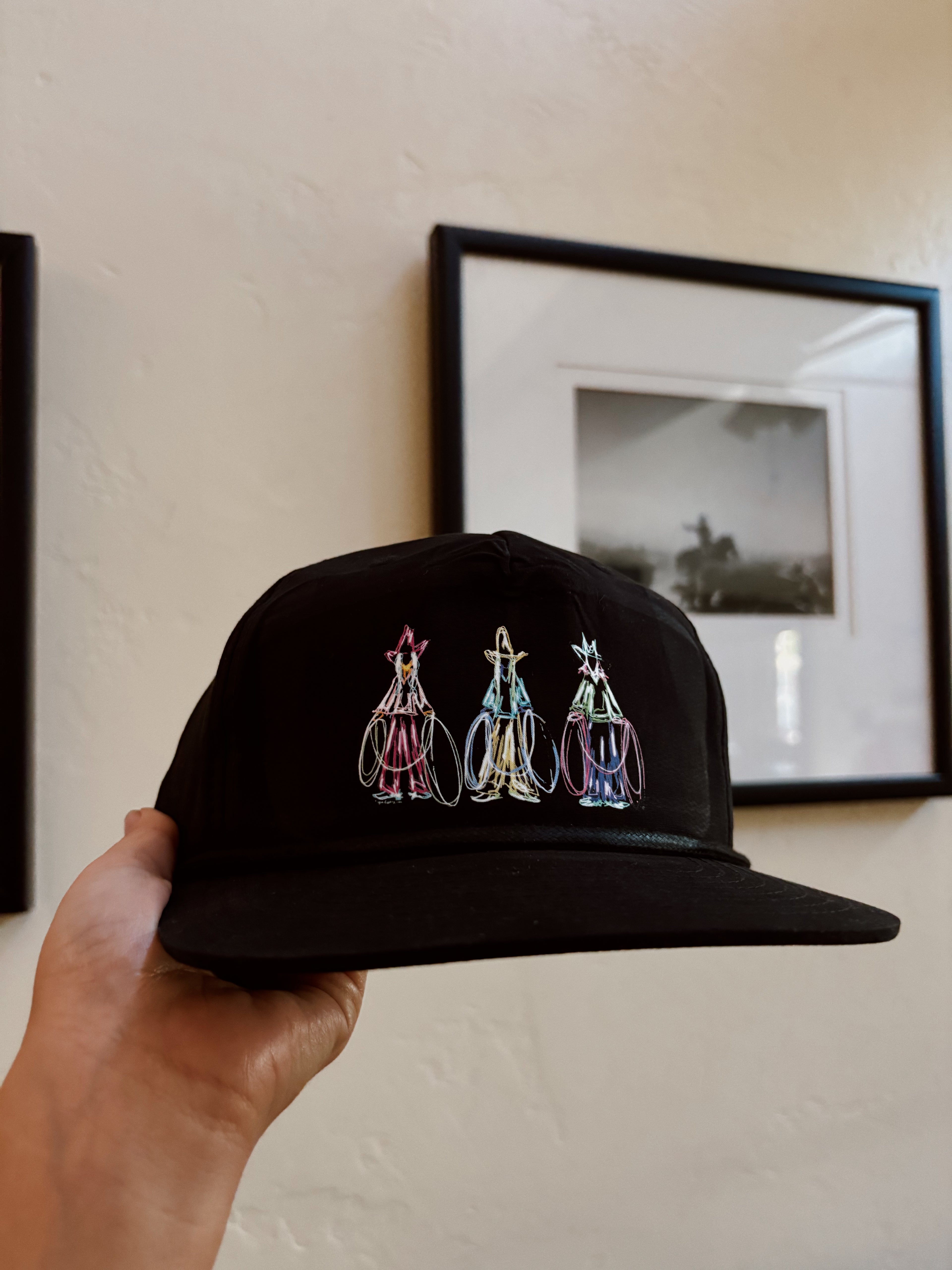 THREE AMIGAS HAT